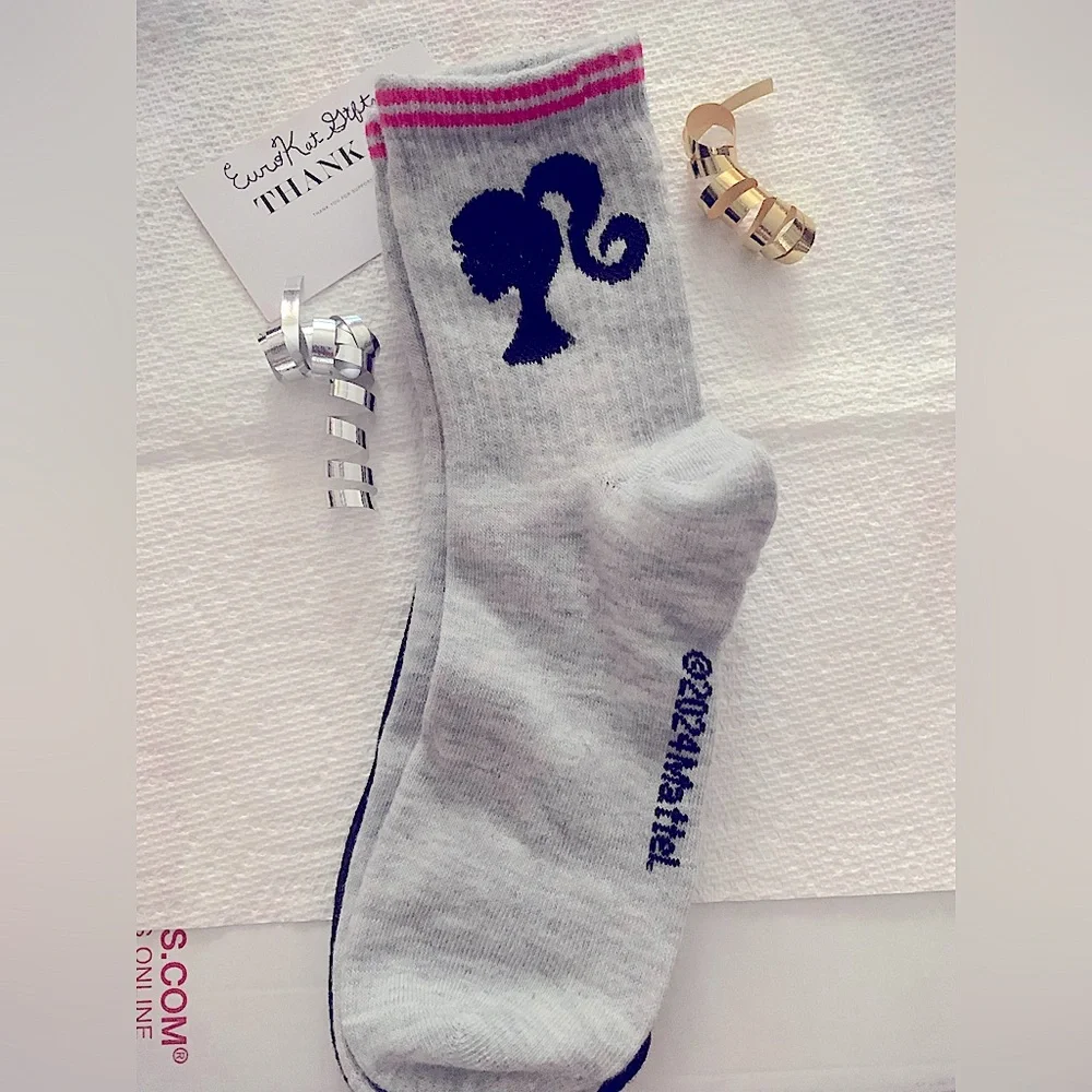 Barbie Crew Socks sz 6-10 Womens Light Grey and Hot Pink very cute trending NEW